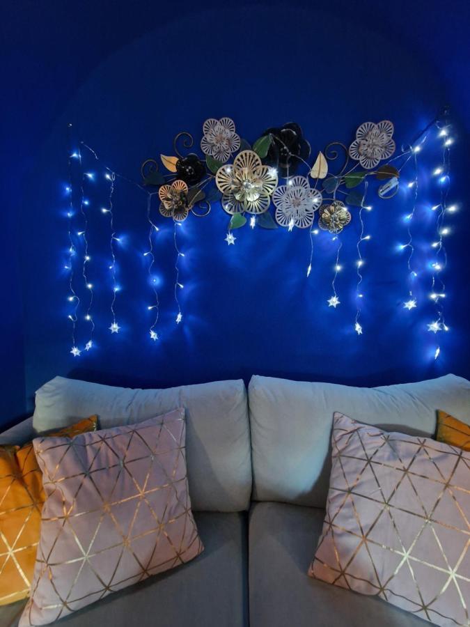 Quirky Vaulted Flat With Terrace Apartment บาธ ภายนอก รูปภาพ